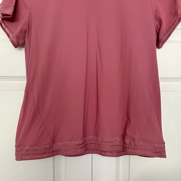 {Lululemon} Find Focus Short Sleeve Tee in Cherry Tint - Womens 6 - Picture 3 of 7
